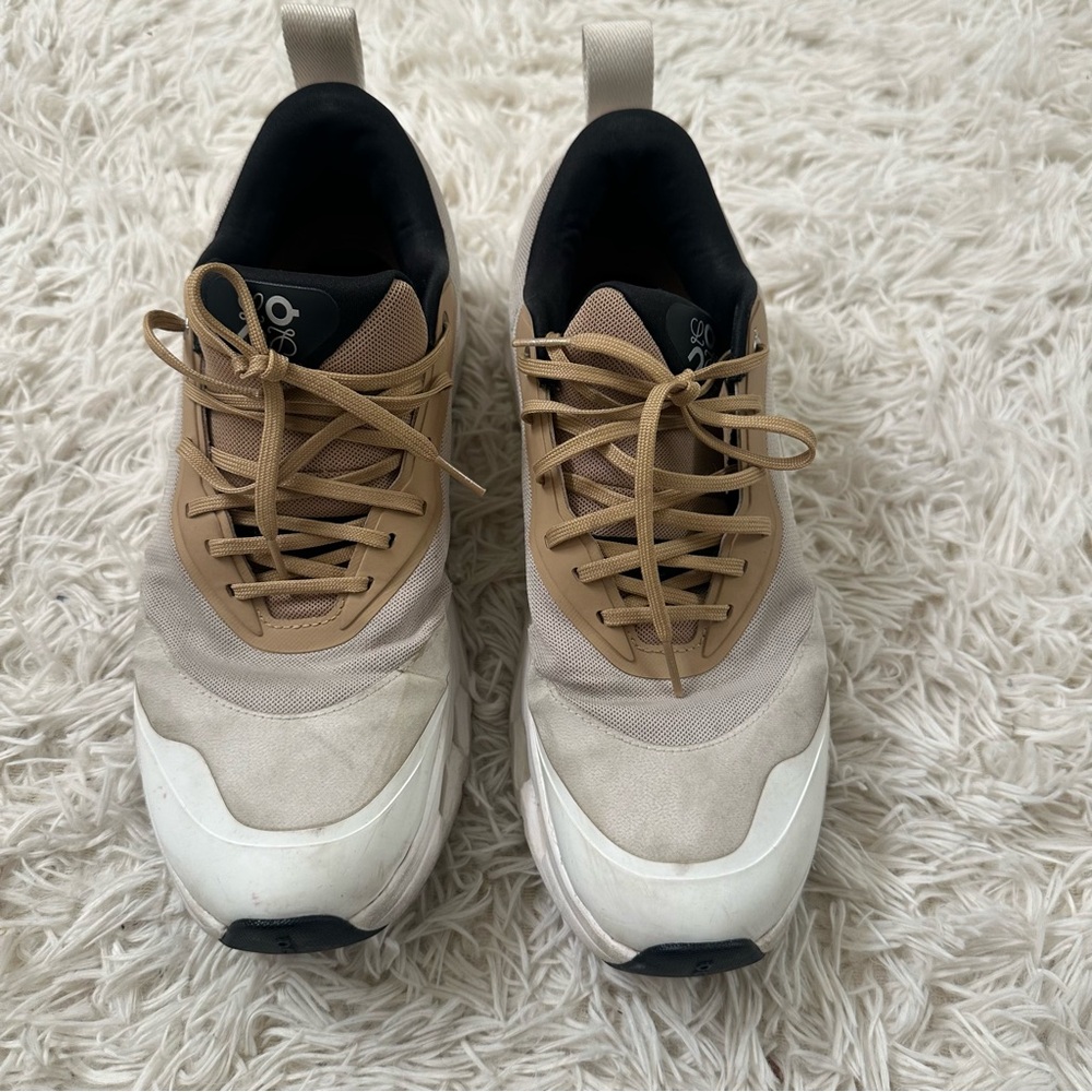 Rare Loewe X On - Cloudtilt 2.0 Running Shoes In Tan Cream Size 11.5 View 4